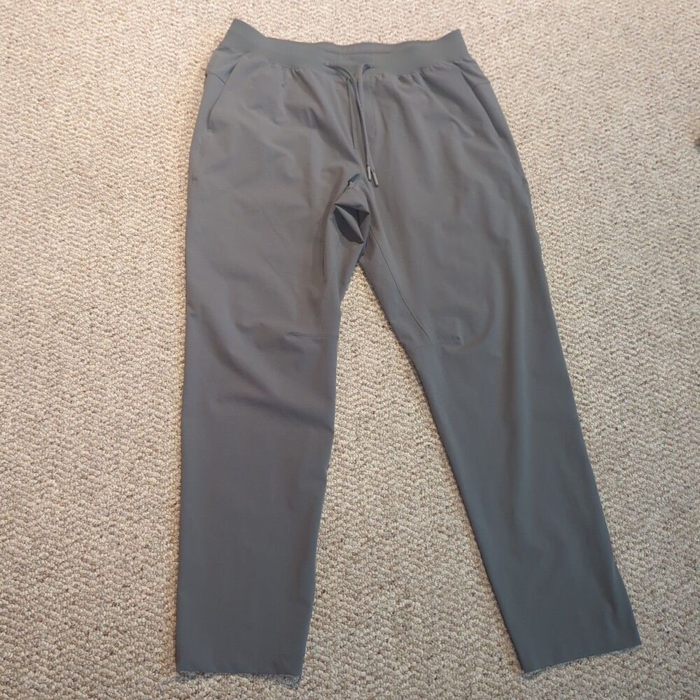 Lululemon Zeroed In Slim Fit Quick Dry Pants Mens Large Gray Performance